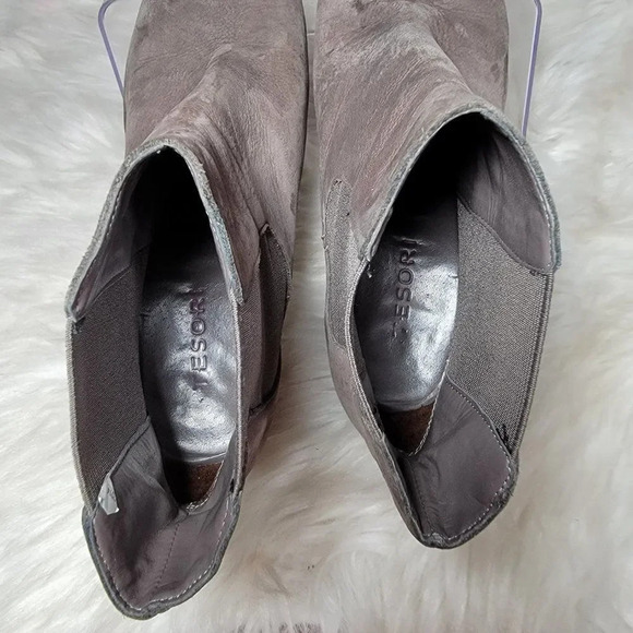 TESORI Womens Grey Wedge Ankle Boot Bootie Casual Neutral Daily Shoe Pull On 8 M - Picture 8 of 11